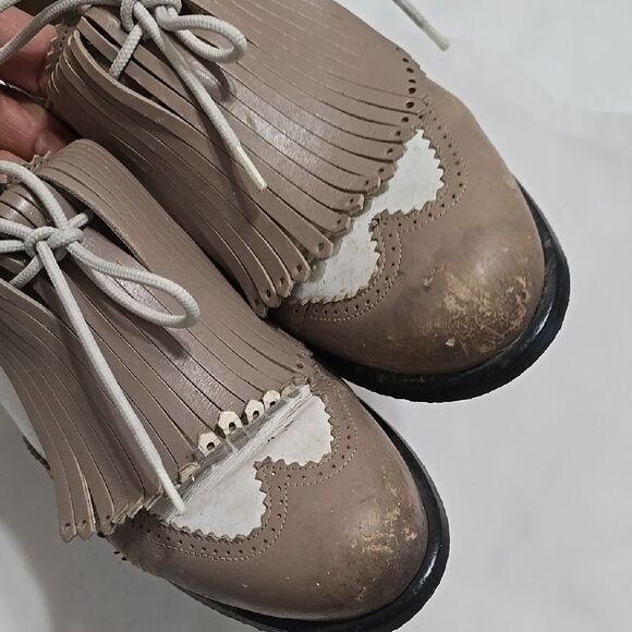 Walter Genuin Cream and Tan Loafers with Fringe Detail - Picture 3 of 6